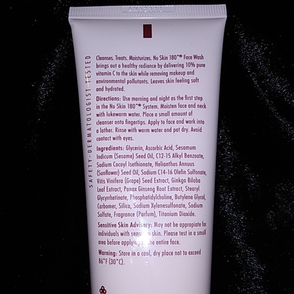 NU SKIN Face Wash - Picture 3 of 4